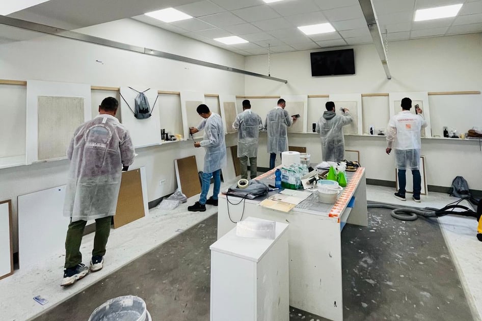 Corso Arti Decorative CEBOS 2025: una formazione di successo - Suncolor